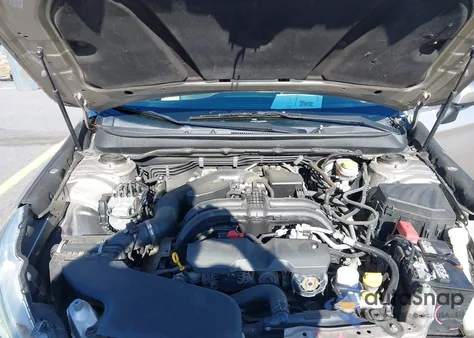 2016 Subaru Legacy 2.5I Premium из США, поврежденный, VIN 4S3BNAH64G3012864